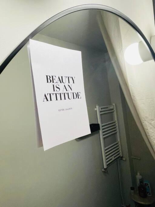 Appartamento Chic Retreat Timisoara Esterno foto